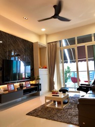 Vacanza @ East (D14), Condominium #168654372